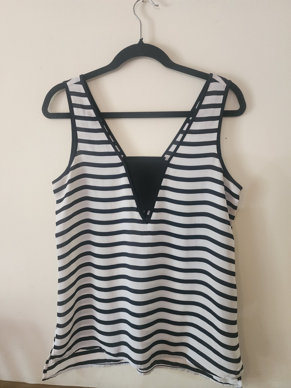 Express Black & White Striped V-Neck Tank